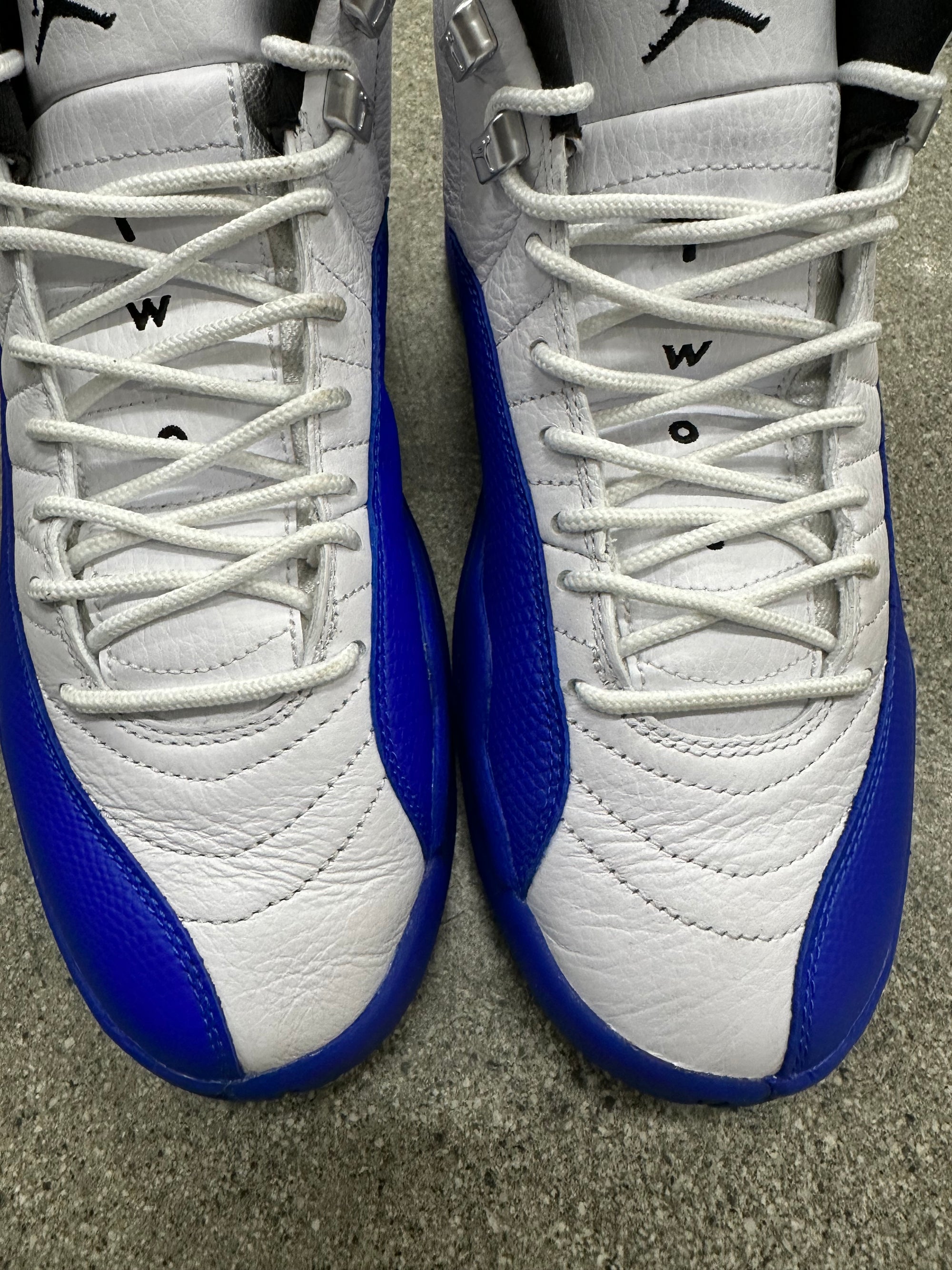 AIR JORDAN 12 BLUEBERRY - SIZE 8.5 (WORN) (SUPER CLEAN)