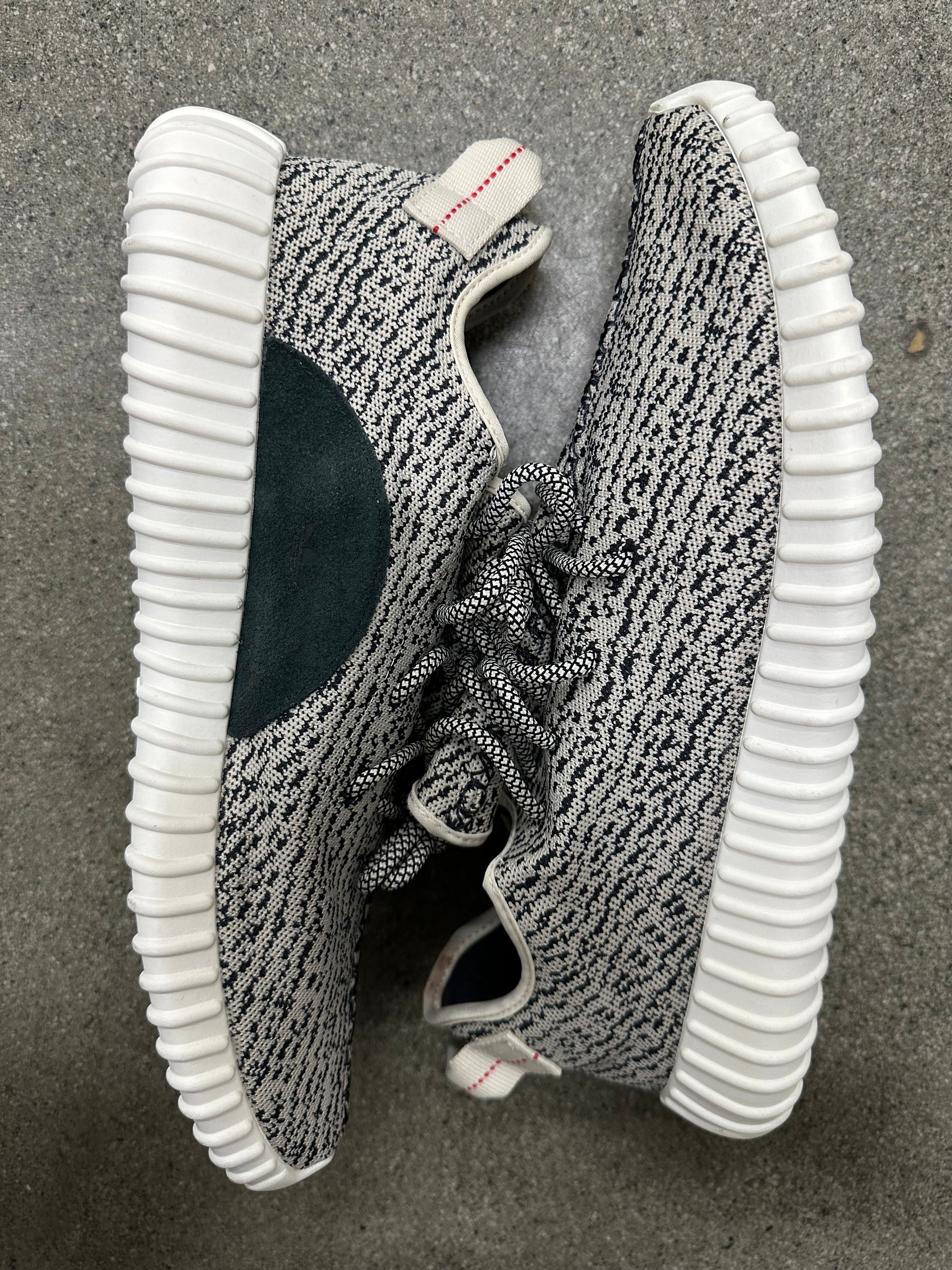 YEEZY BOOST 350 TURTLE DOVE 2022 - SIZE 14 (WORN)