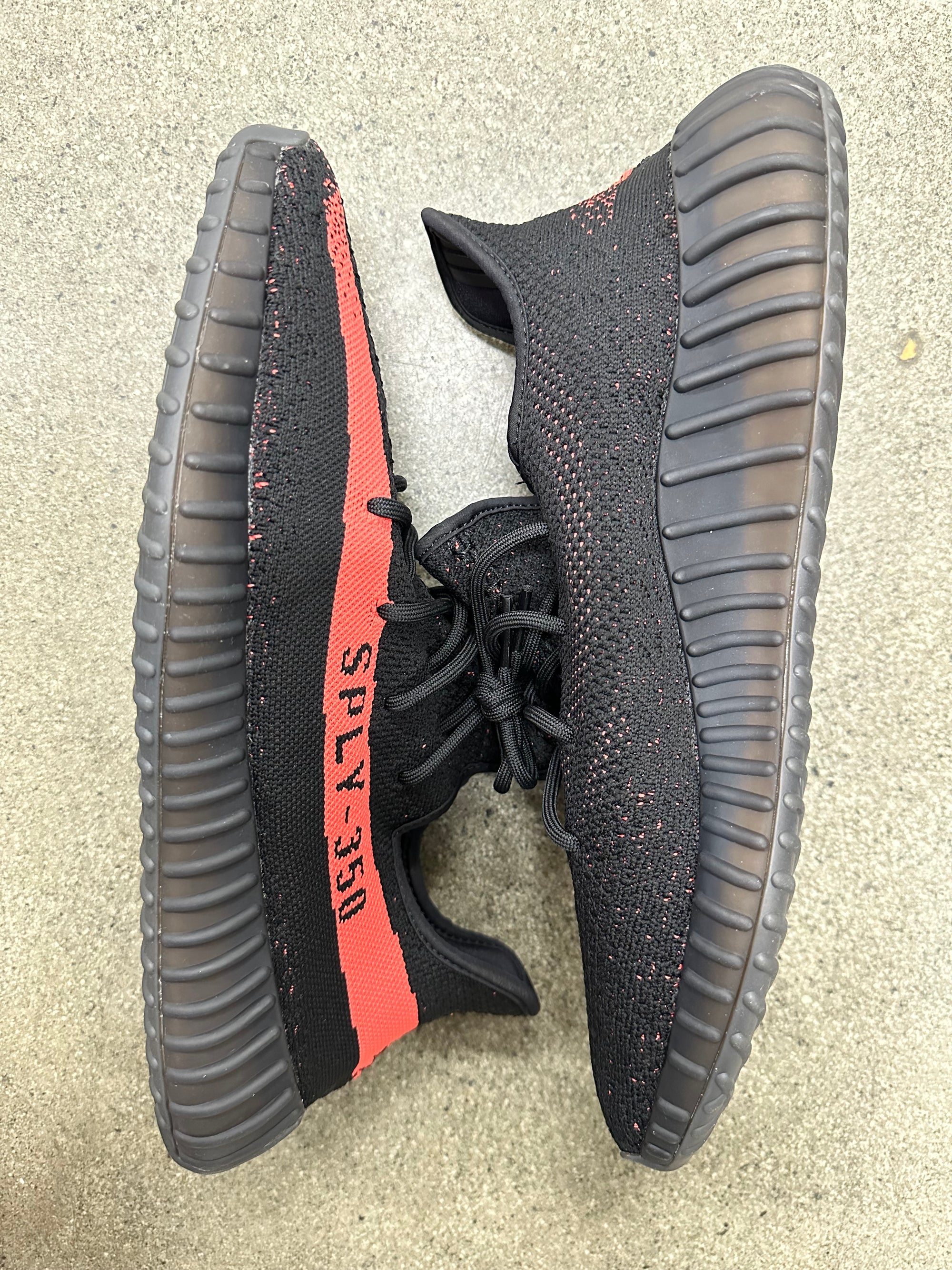 YEEZY BOOST 350 V2 BRED - SIZE 14 (WORN)