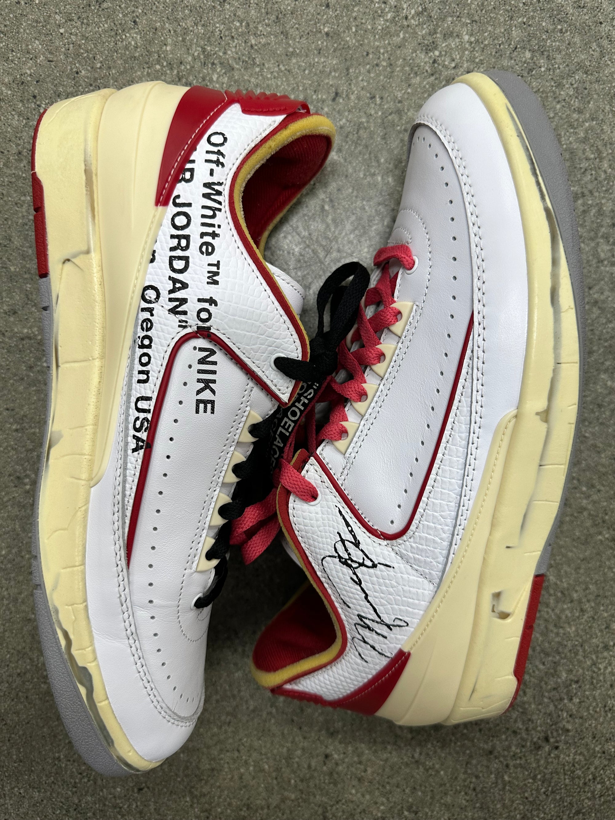 OFF WHITE AIR JORDAN 2 LOW CHICAGO - SIZE 10 (WORN)