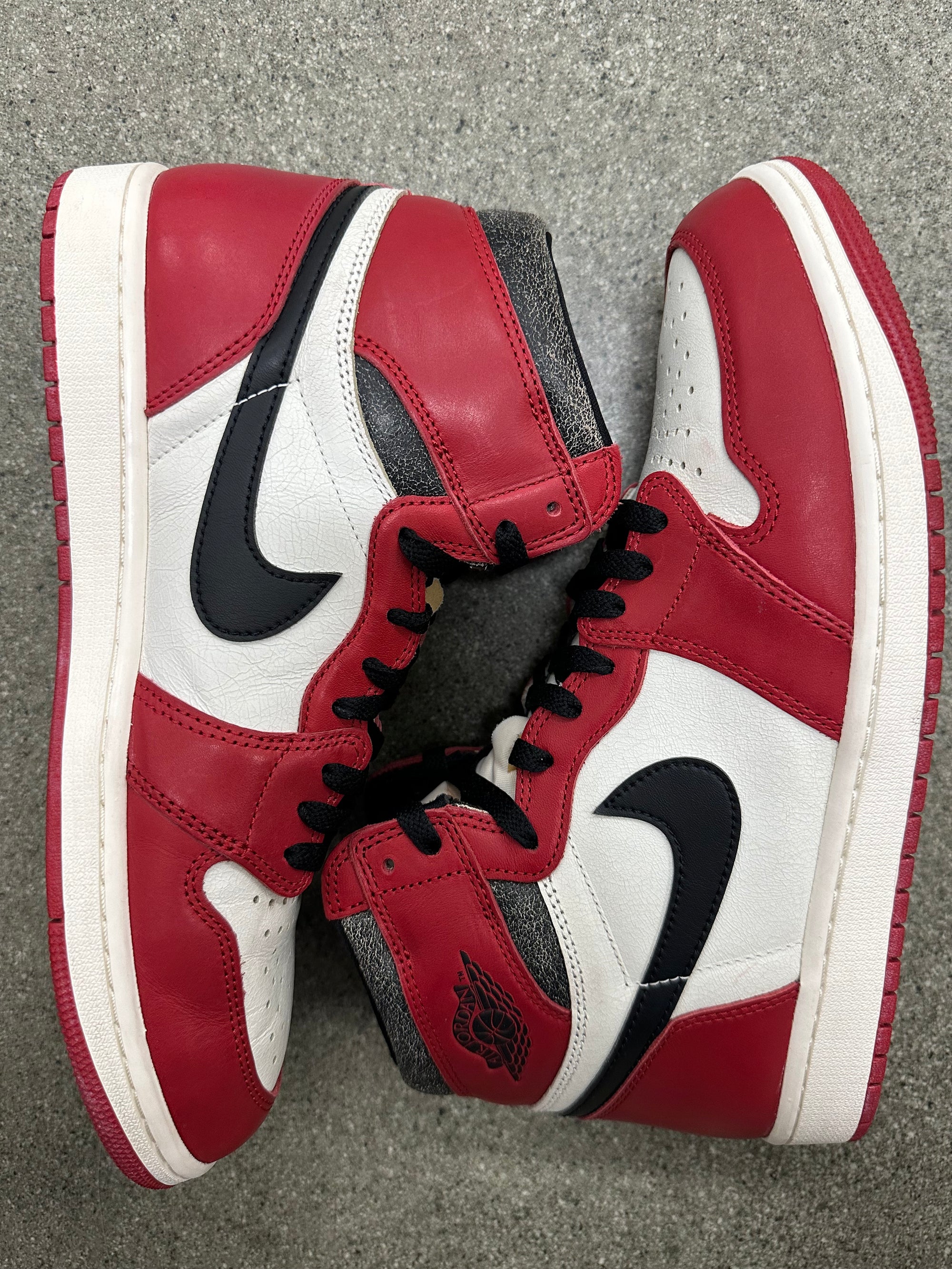 AIR JORDAN 1 LOST AND FOUND - SIZE 11.5 (WORN) (SUPER CLEAN)