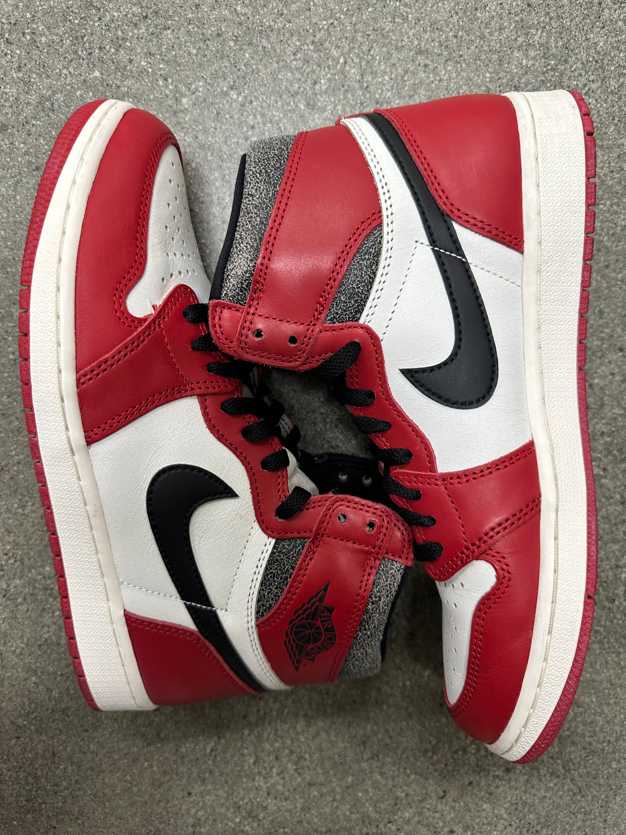 AIR JORDAN 1 LOST AND FOUND - SIZE 9.5 (WORN) (SUPER CLEAN)