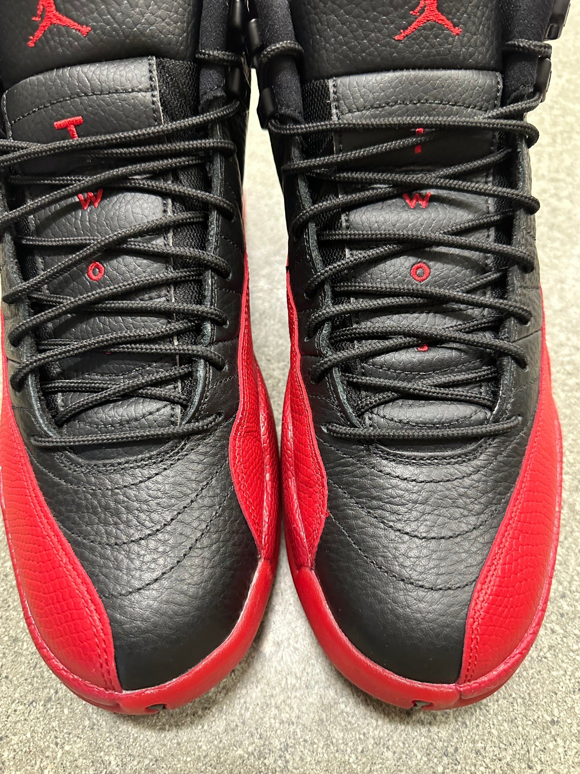 AIR JORDAN 12 FLU GAME 2016 - SIZE 10 (WORN)