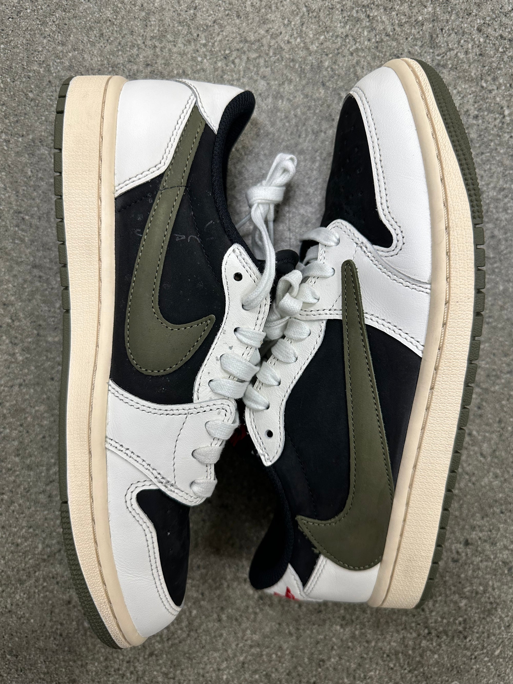 WMNS AIR JORDAN 1 LOW TRAVIS SCOTT OLIVE - SIZE W10 M8.5 (WORN)