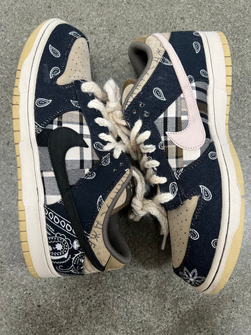 SB DUNK LOW TRAVIS SCOTT - SIZE 11 (WORN)