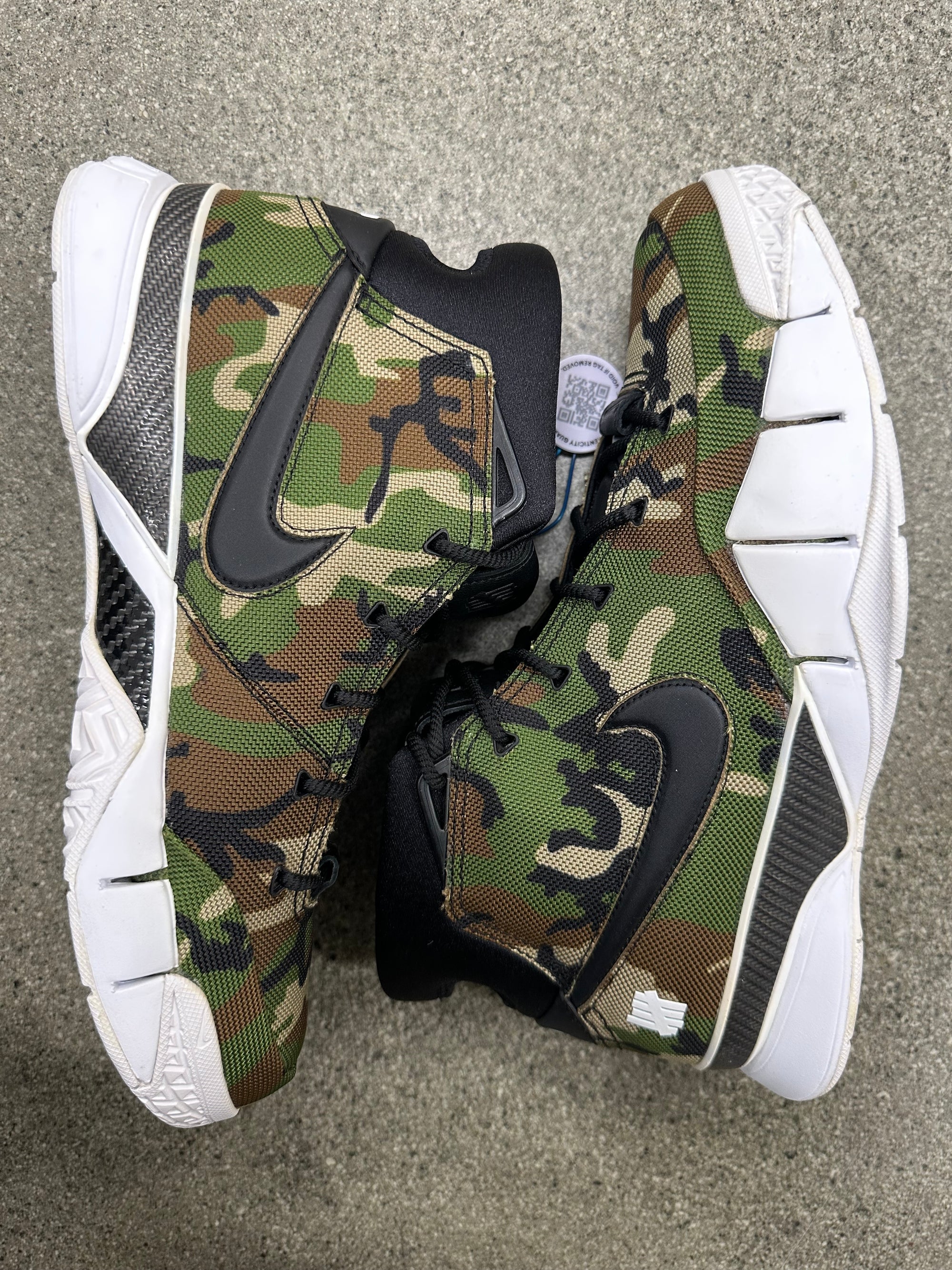 KOBE 1 PROTRO UNDEFEATED CAMO - SIZE 10.5 (WORN)