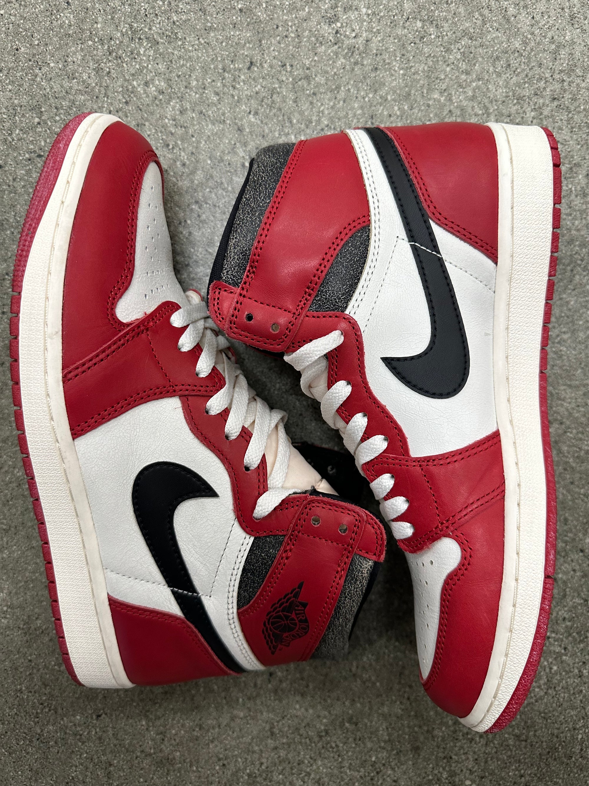 AIR JORDAN 1 LOST AND FOUND - SIZE 10.5 (WORN)