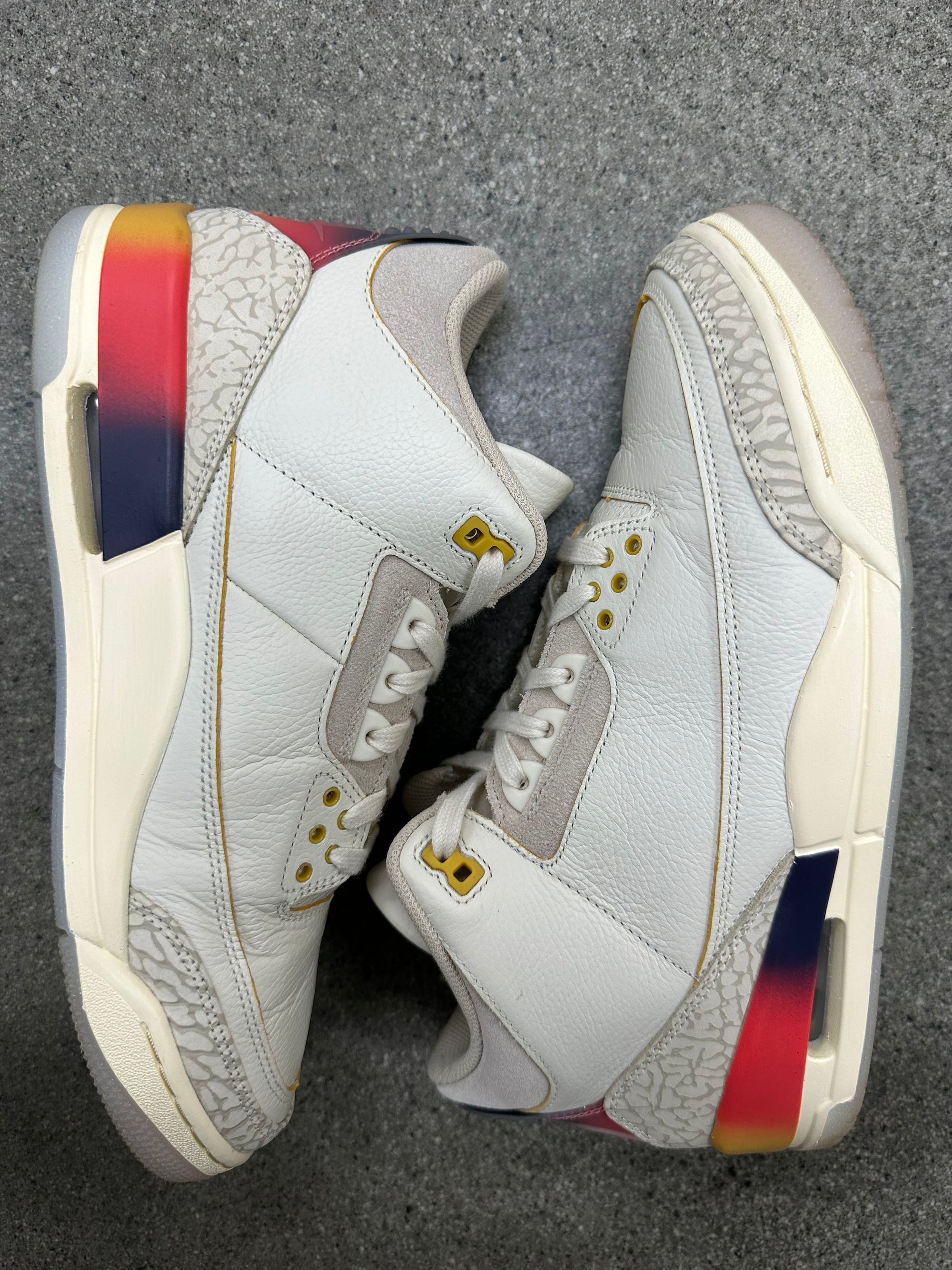 AIR JORDAN 3 J BALVIN MEDELLIN SUNSET - SIZE 10 (WORN)