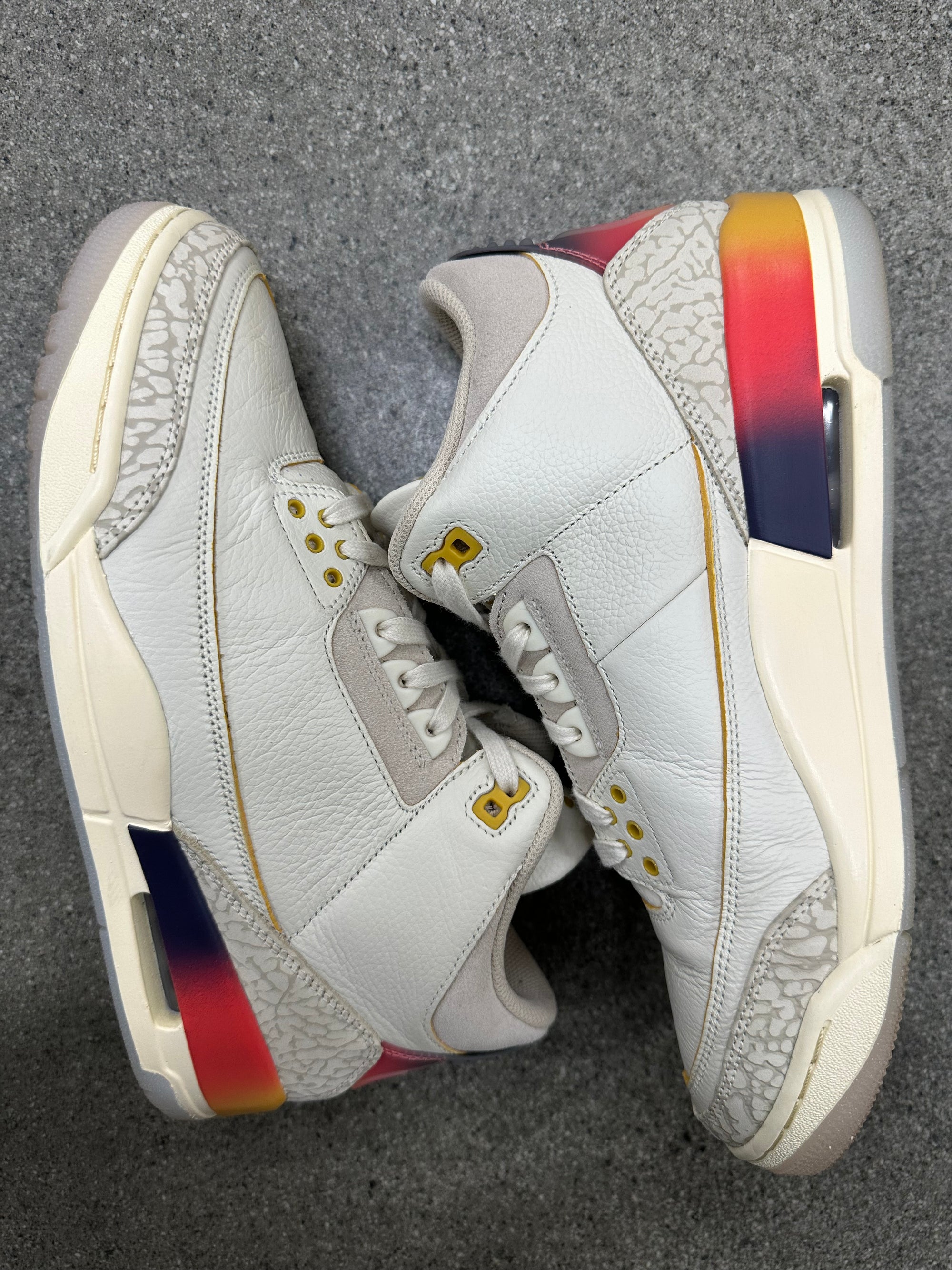 AIR JORDAN 3 J BALVIN MEDELLIN SUNSET - SIZE 10 (WORN)