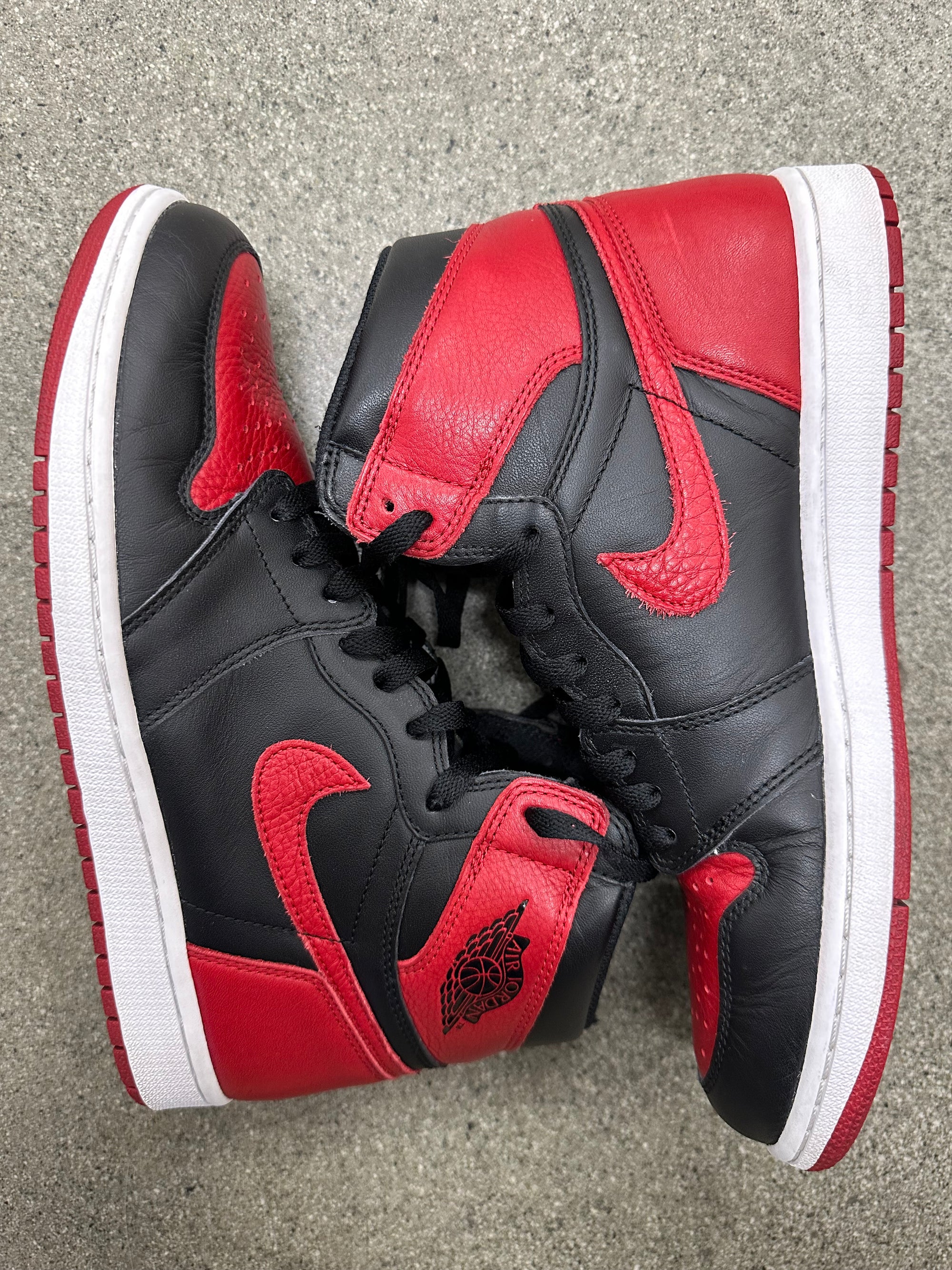 AIR JORDAN 1 HIGH BANNED 2016 - SIZE 10.5 (WORN)