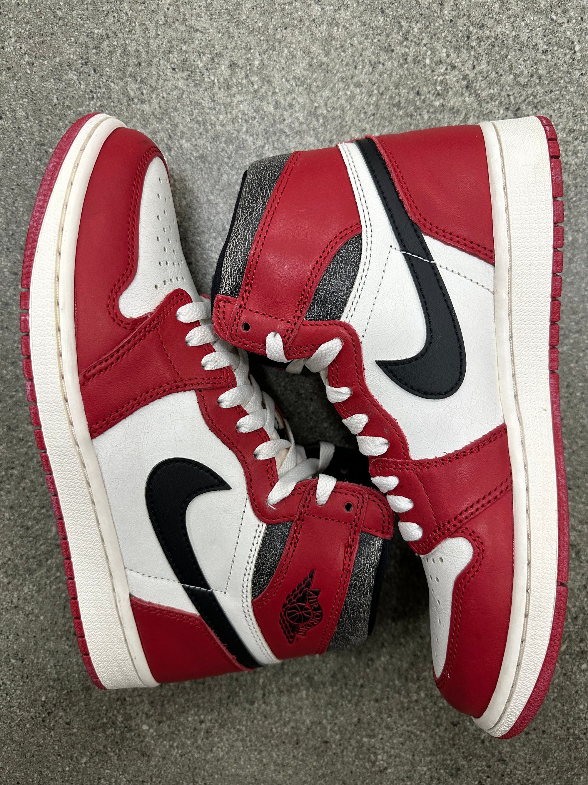 AIR JORDAN 1 LOST AND FOUND - SIZE 8.5 (WORN)