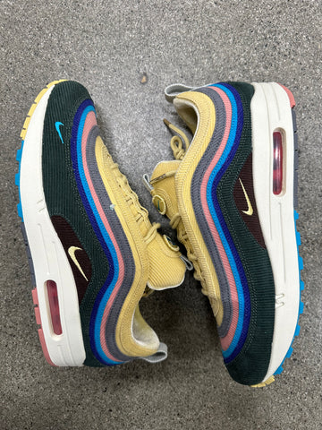 AIR MAX 1/97 SEAN WOTHERSPOON - SIZE 9.5 (WORN)