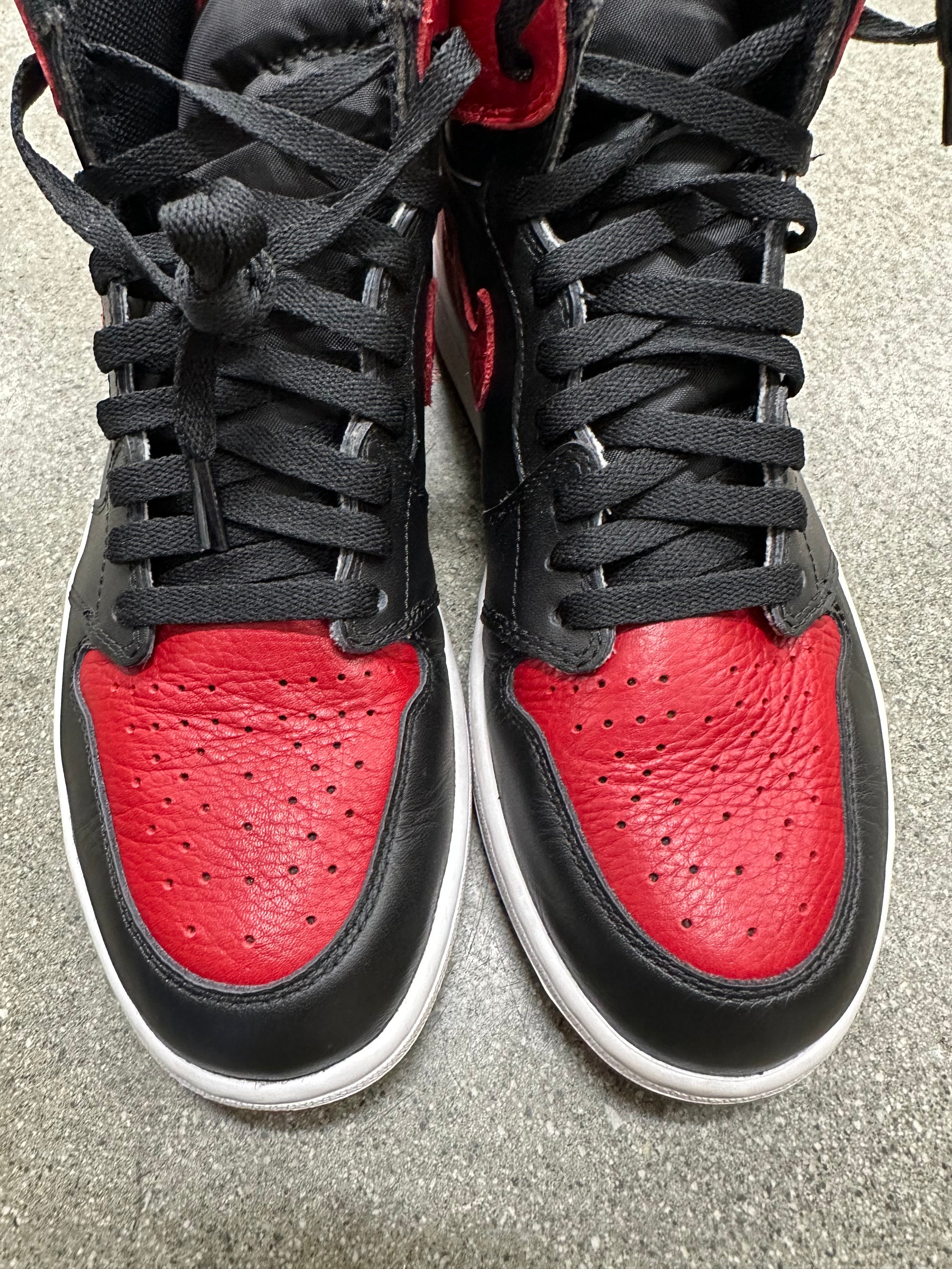 AIR JORDAN 1 HIGH BANNED 2016 - SIZE 10.5 (WORN)