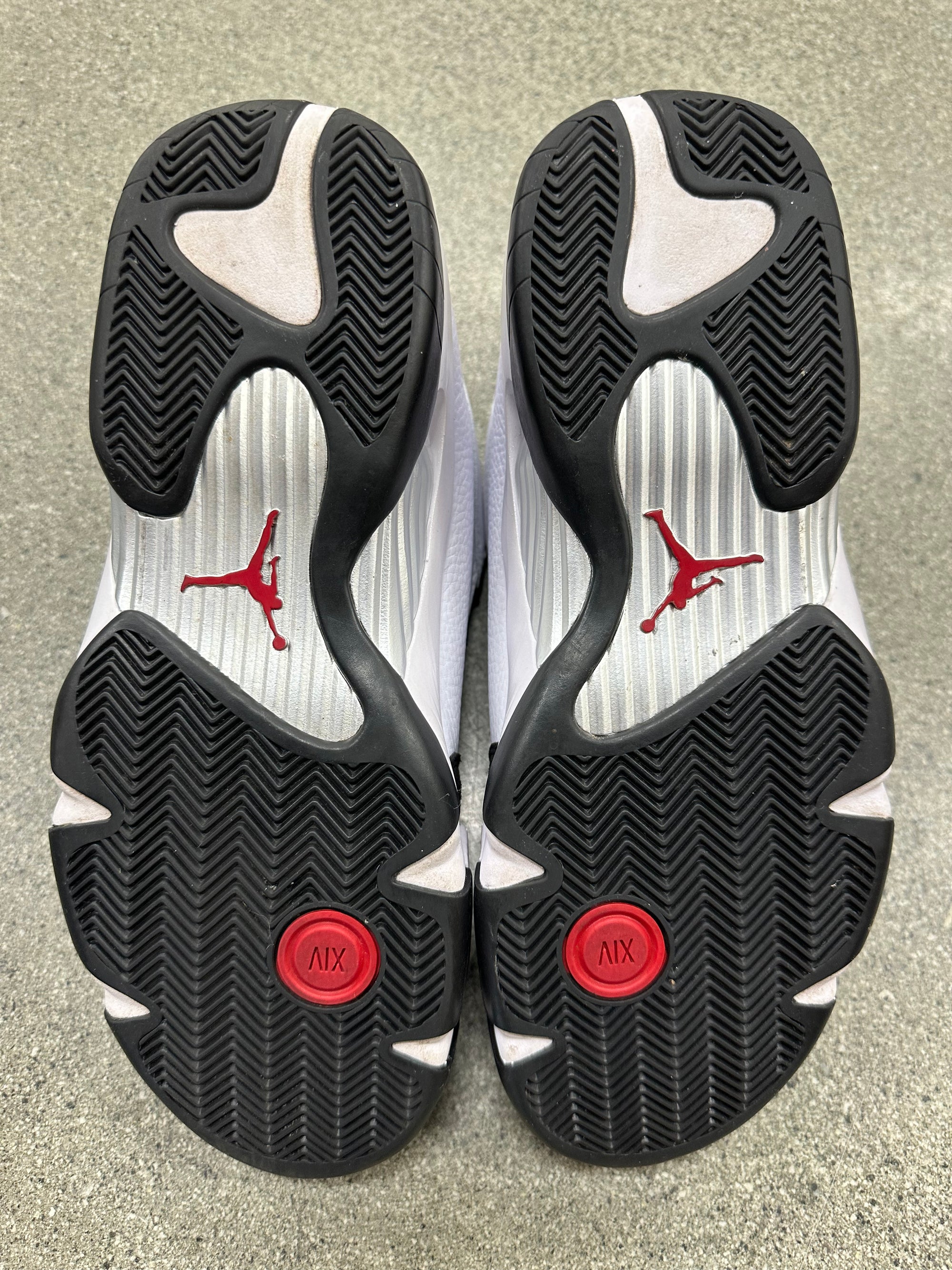 AIR JORDAN 14 BLACK TOE 2023 - SIZE 12 (WORN)