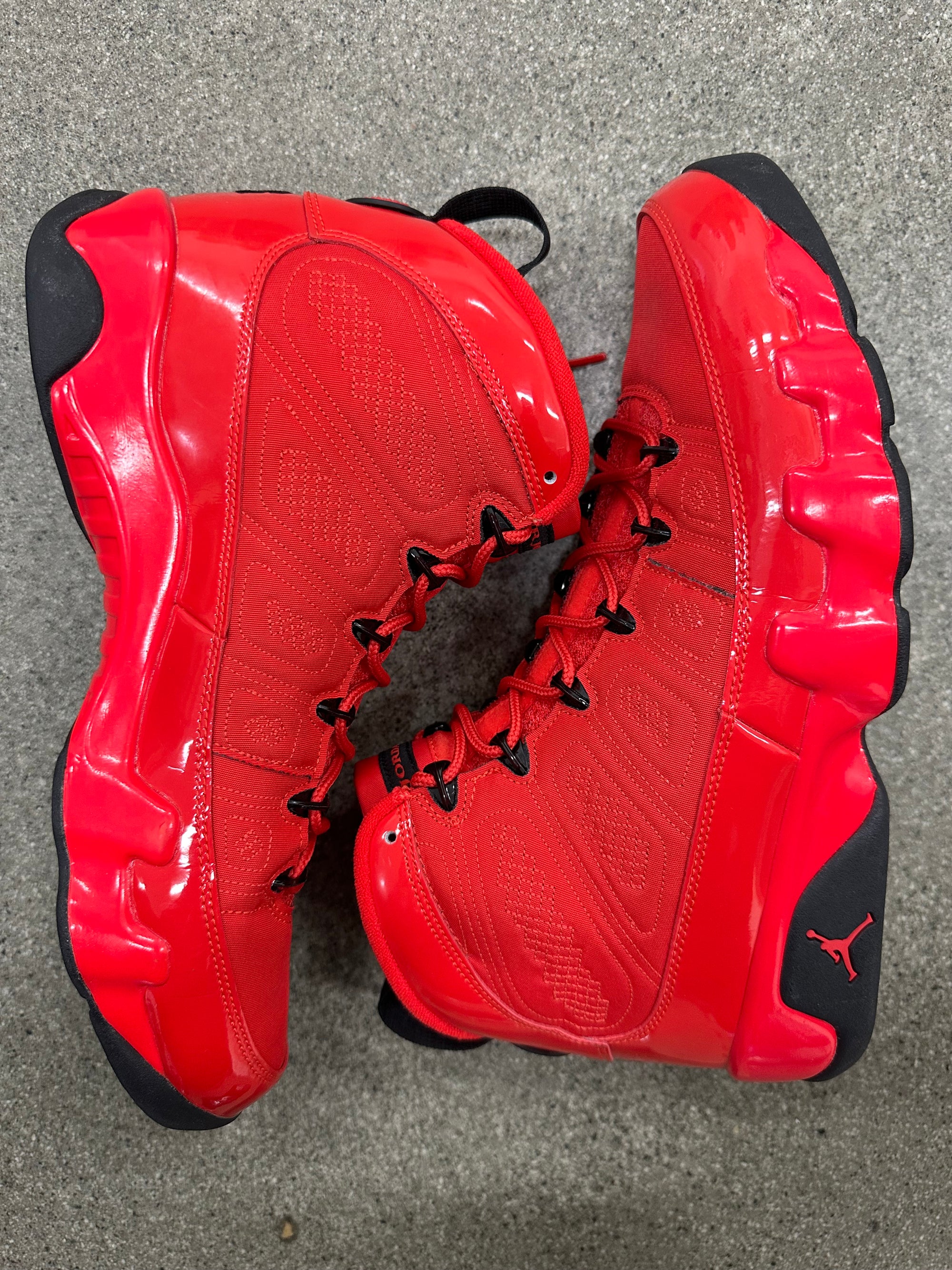 AIR JORDAN 9 CHILE RED - SIZE 11 (WORN)