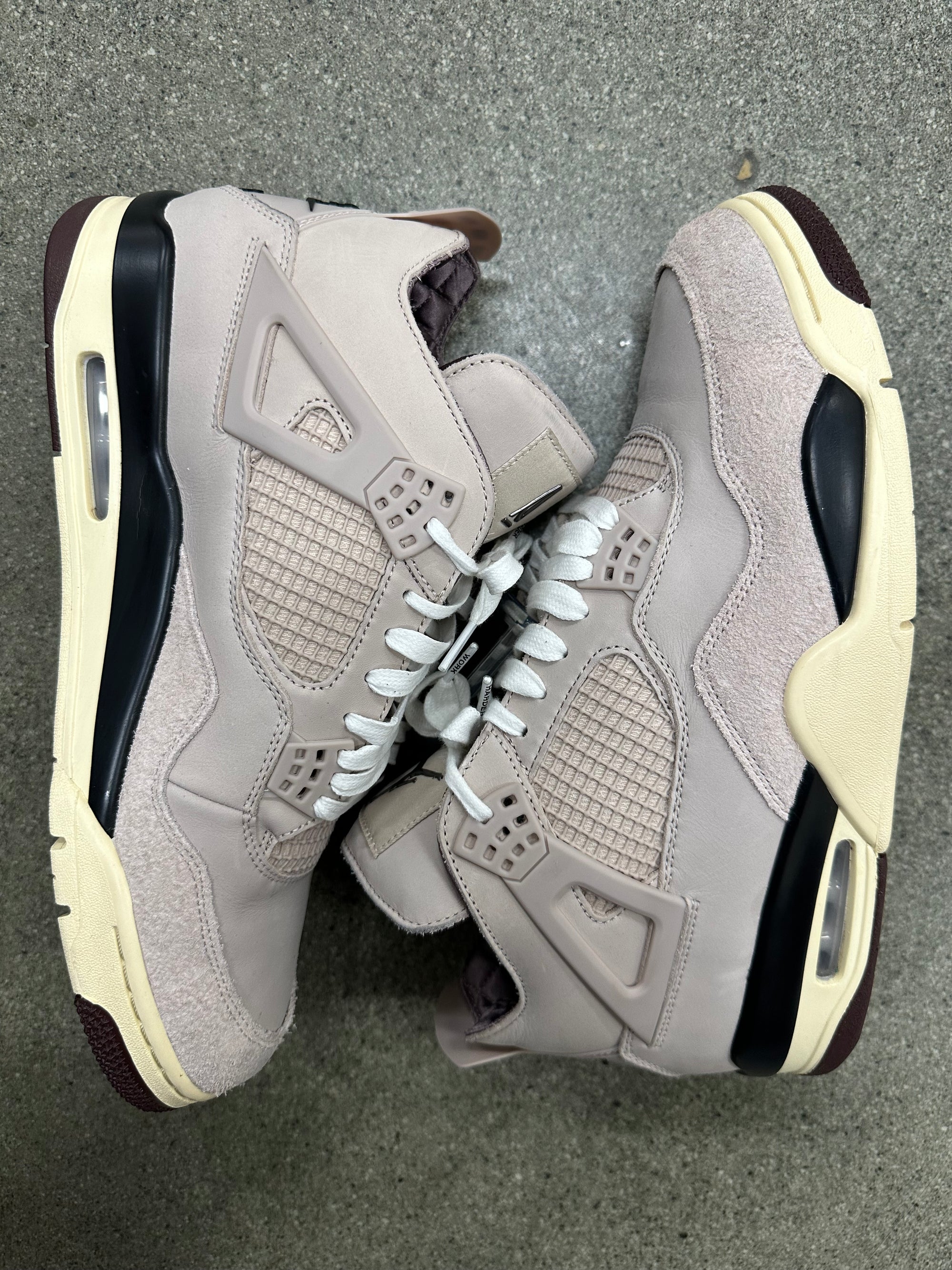 WMNS AIR JORDAN 4 A MA MANIERE - SIZE W13.5 M12 (WORN) (SUPER CLEAN)