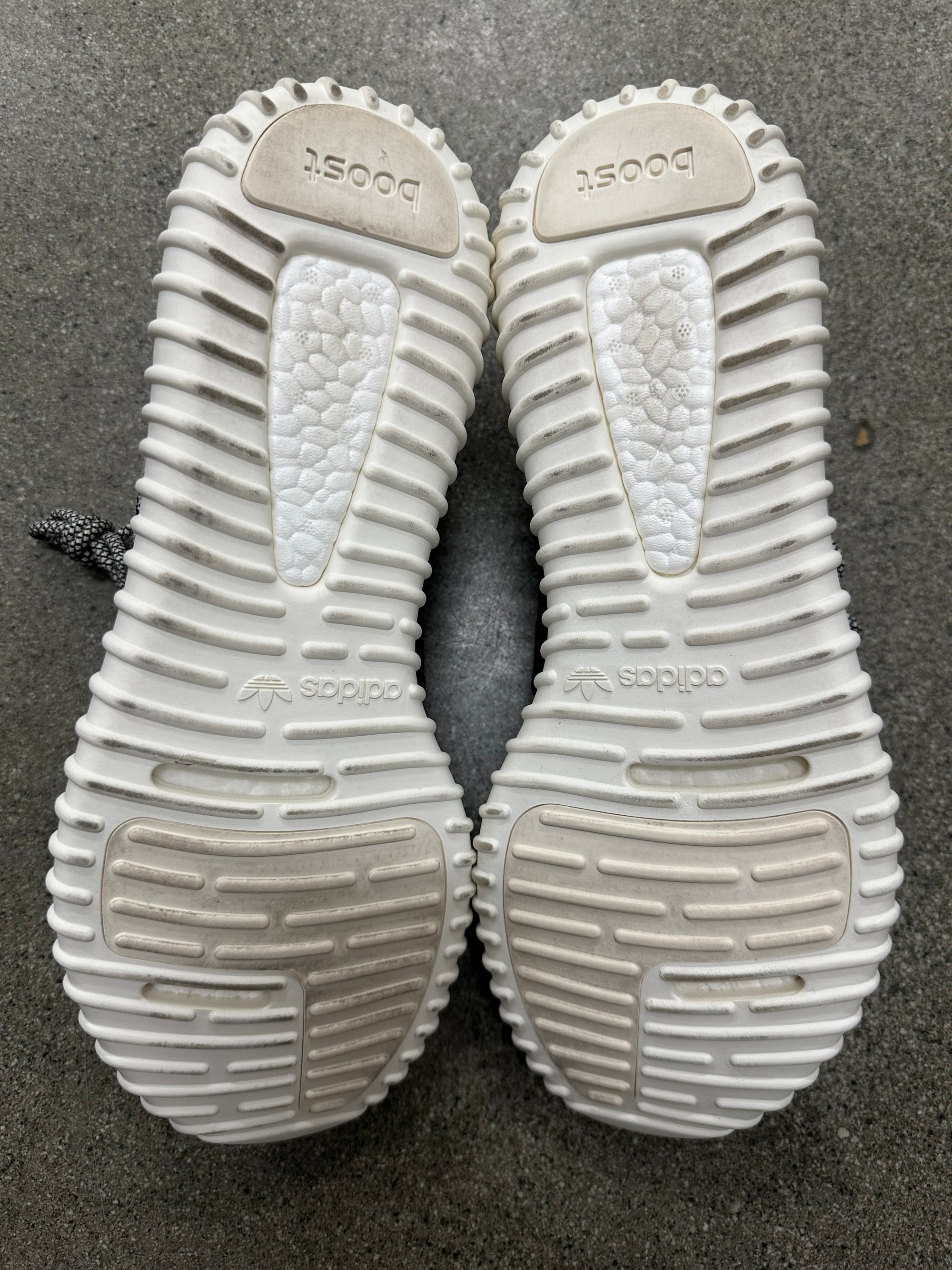 YEEZY BOOST 350 TURTLE DOVE 2022 - SIZE 14 (WORN)