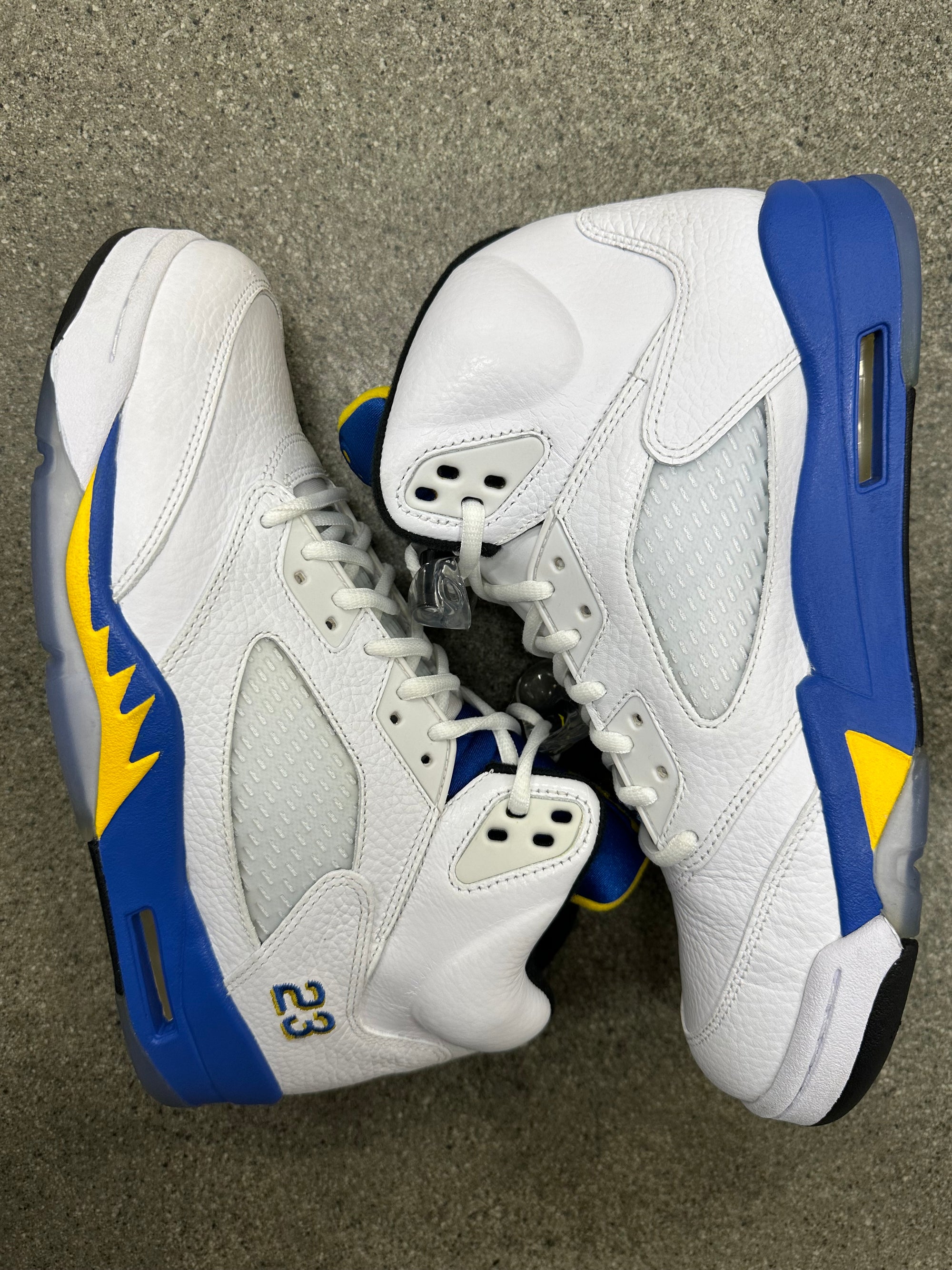 AIR JORDAN 5 LANEY - SIZE 9 (WORN) (SUPER CLEAN)