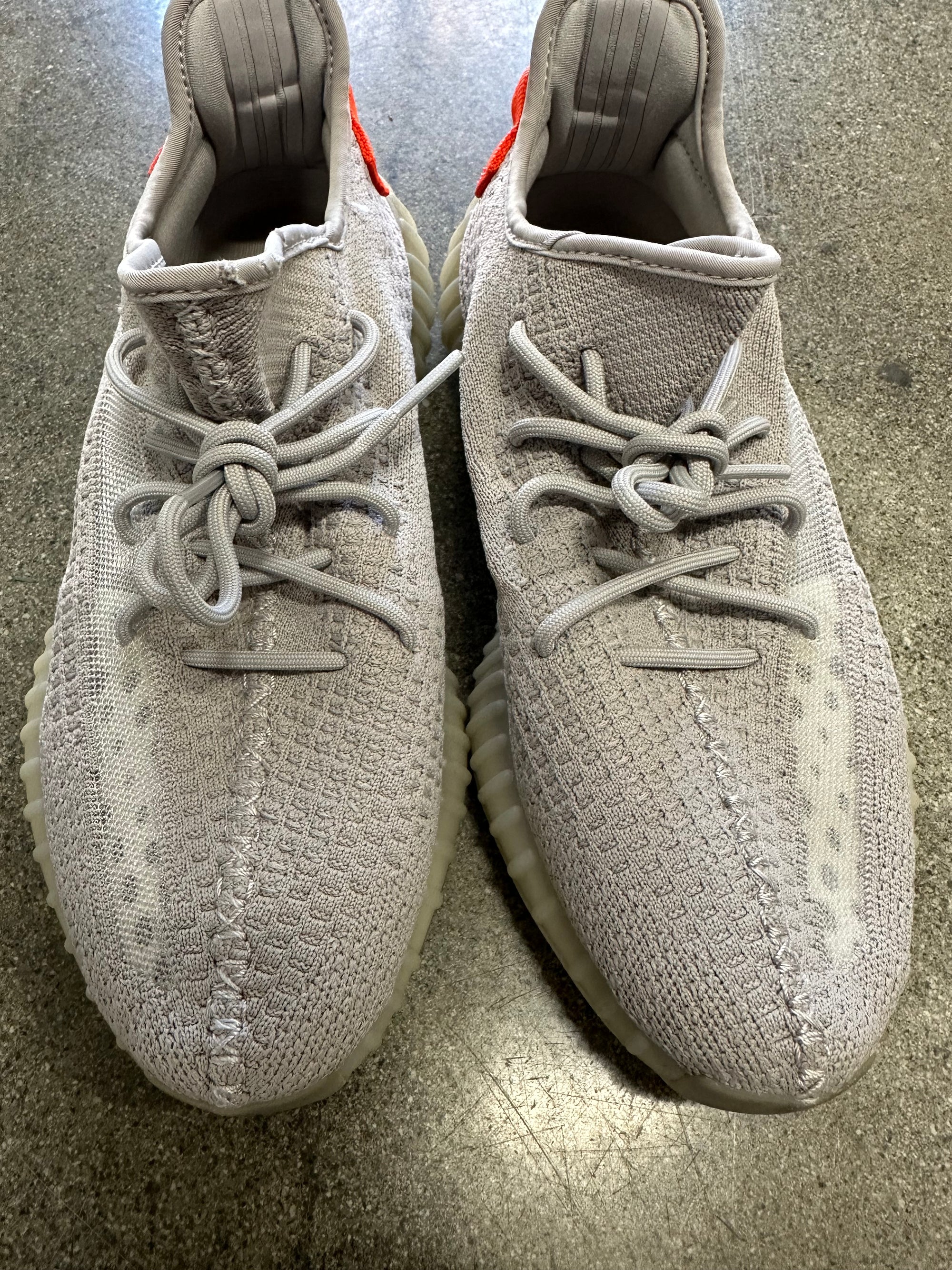 YEEZY BOOST 350 V2 TAILGATE - SIZE 11.5 (WORN)