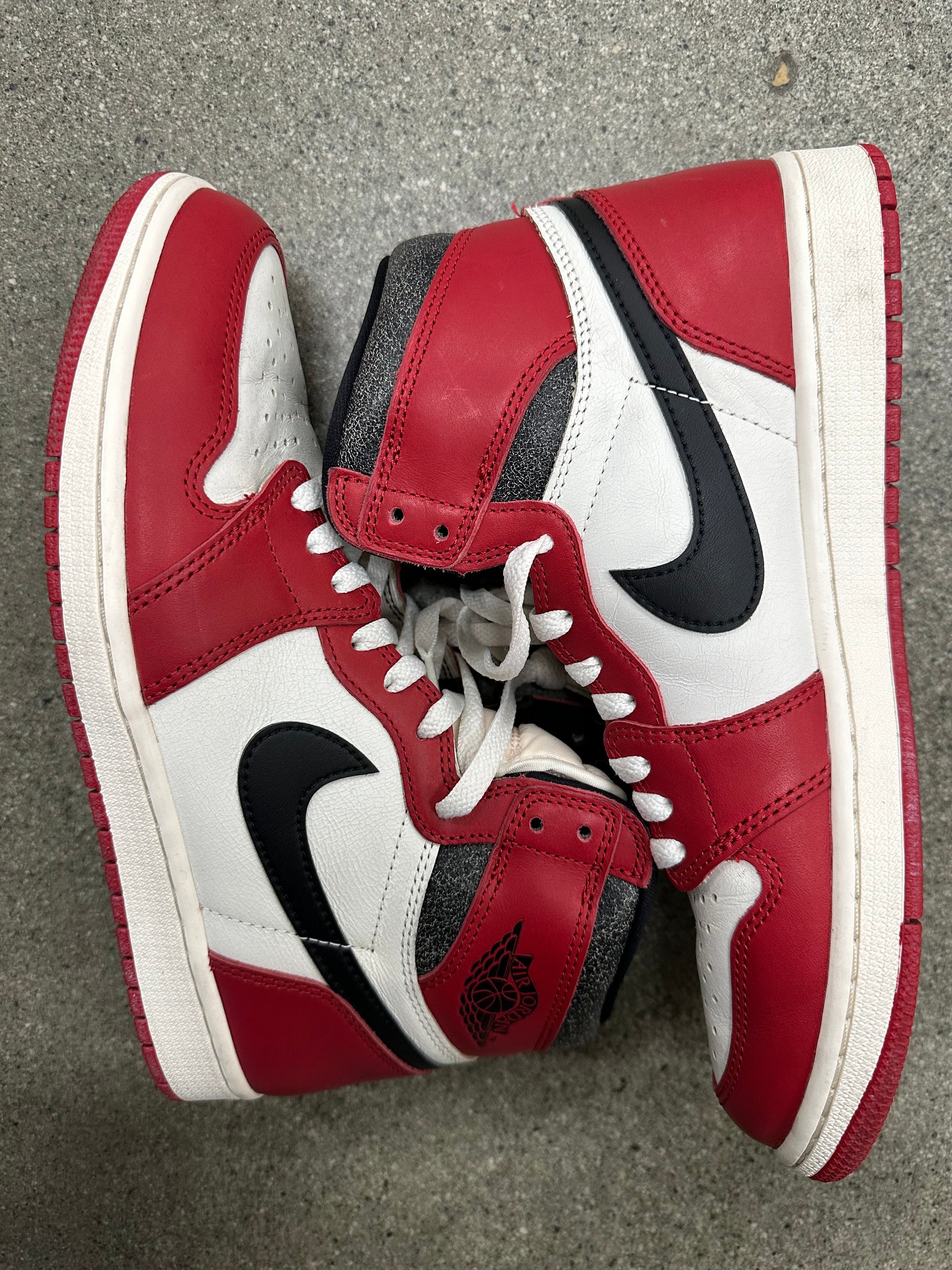 AIR JORDAN 1 LOST AND FOUND - SIZE 10 (WORN)