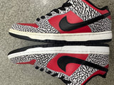 DUNK LOW SB SUPREME - SIZE 10.5 (WORN)