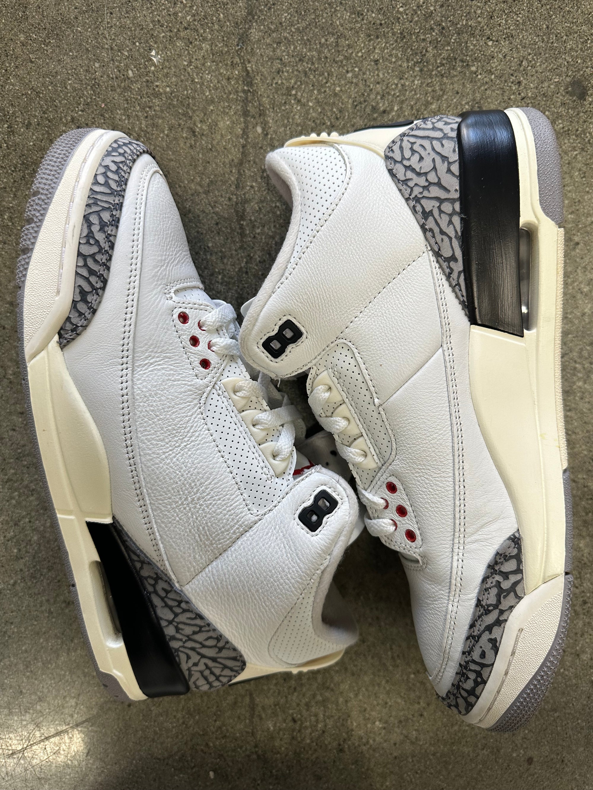 AIR JORDAN 3 REIMAGINED - SIZE 10 (WORN)