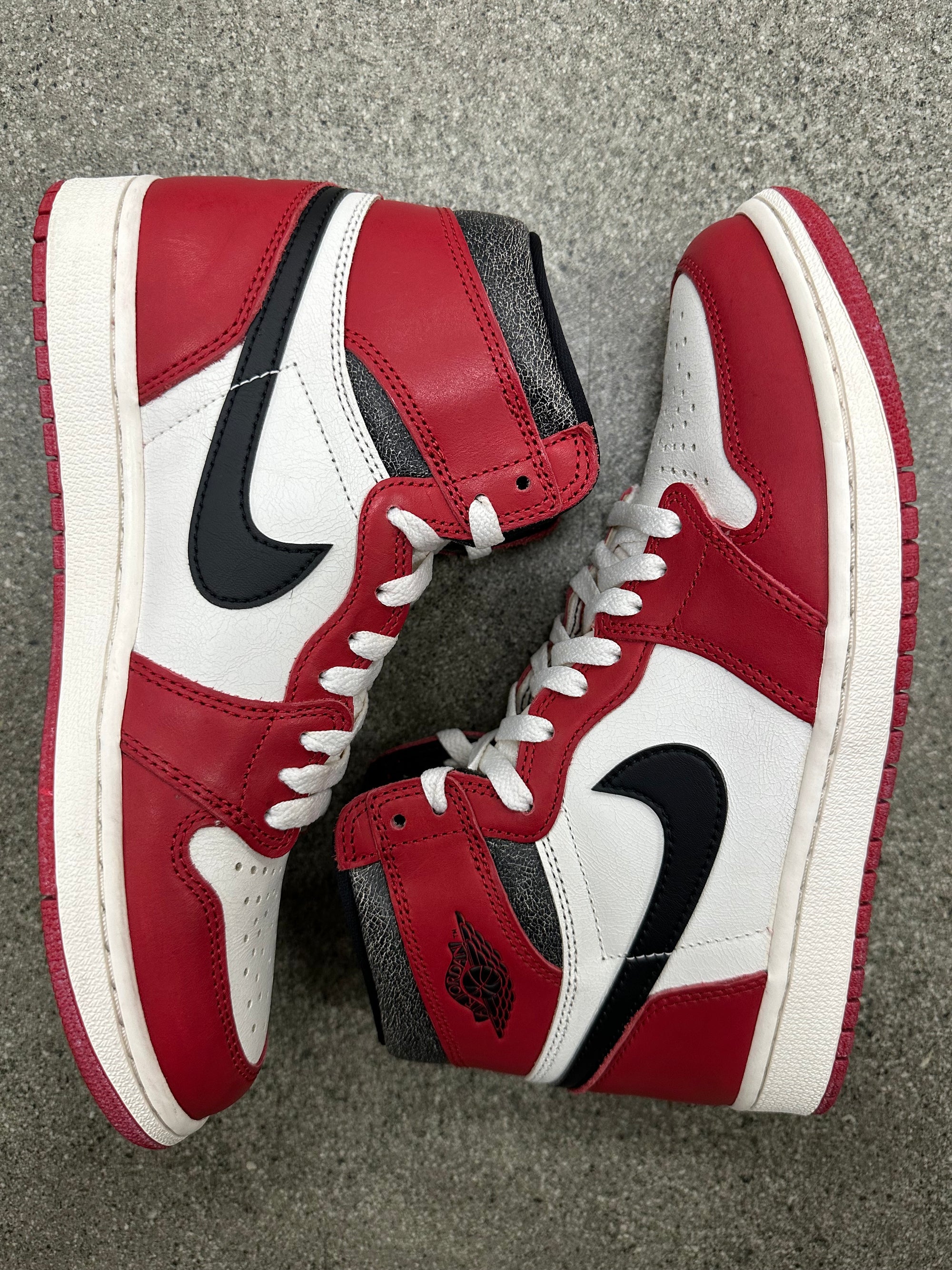 AIR JORDAN 1 LOST AND FOUND - SIZE 8.5 (WORN)