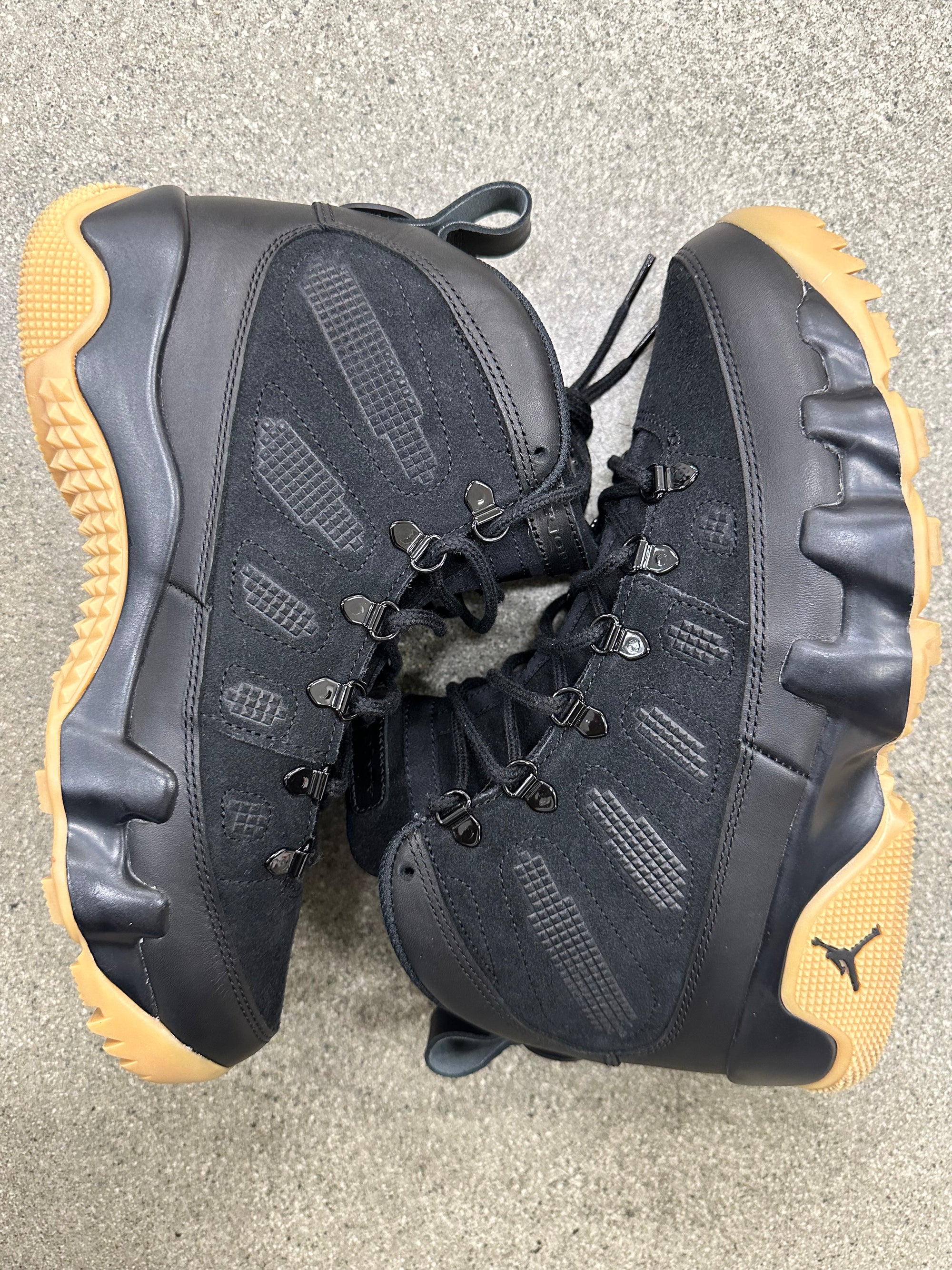 AIR JORDAN 9 BOOT NRG BLACK GUM - SIZE 9 (WORN)