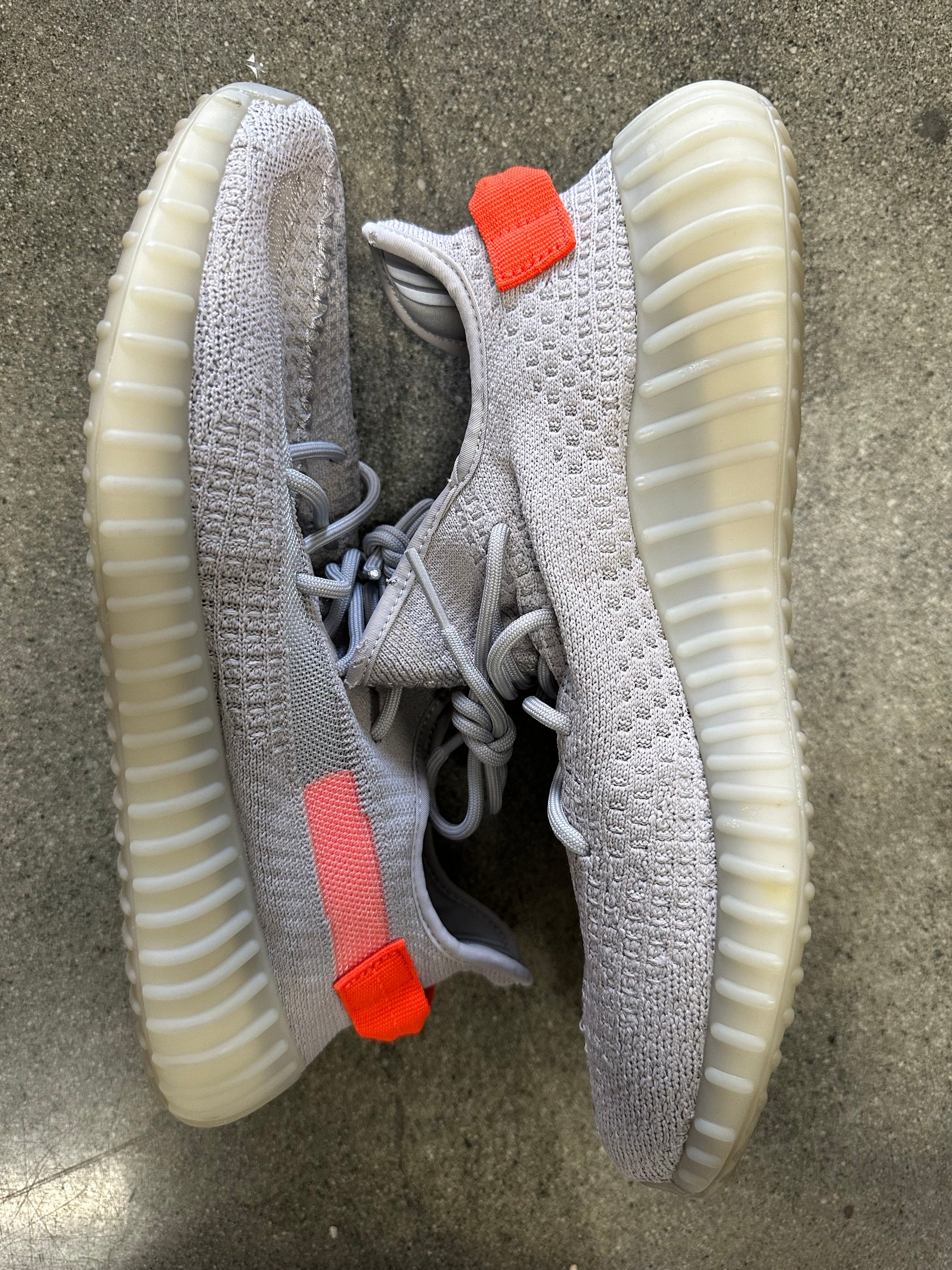 YEEZY BOOST 350 V2 TAILGATE - SIZE 11.5 (WORN)