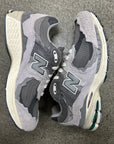 NEW BALANCE M2002 PROTECTION PACK - SIZE 10 (WORN)