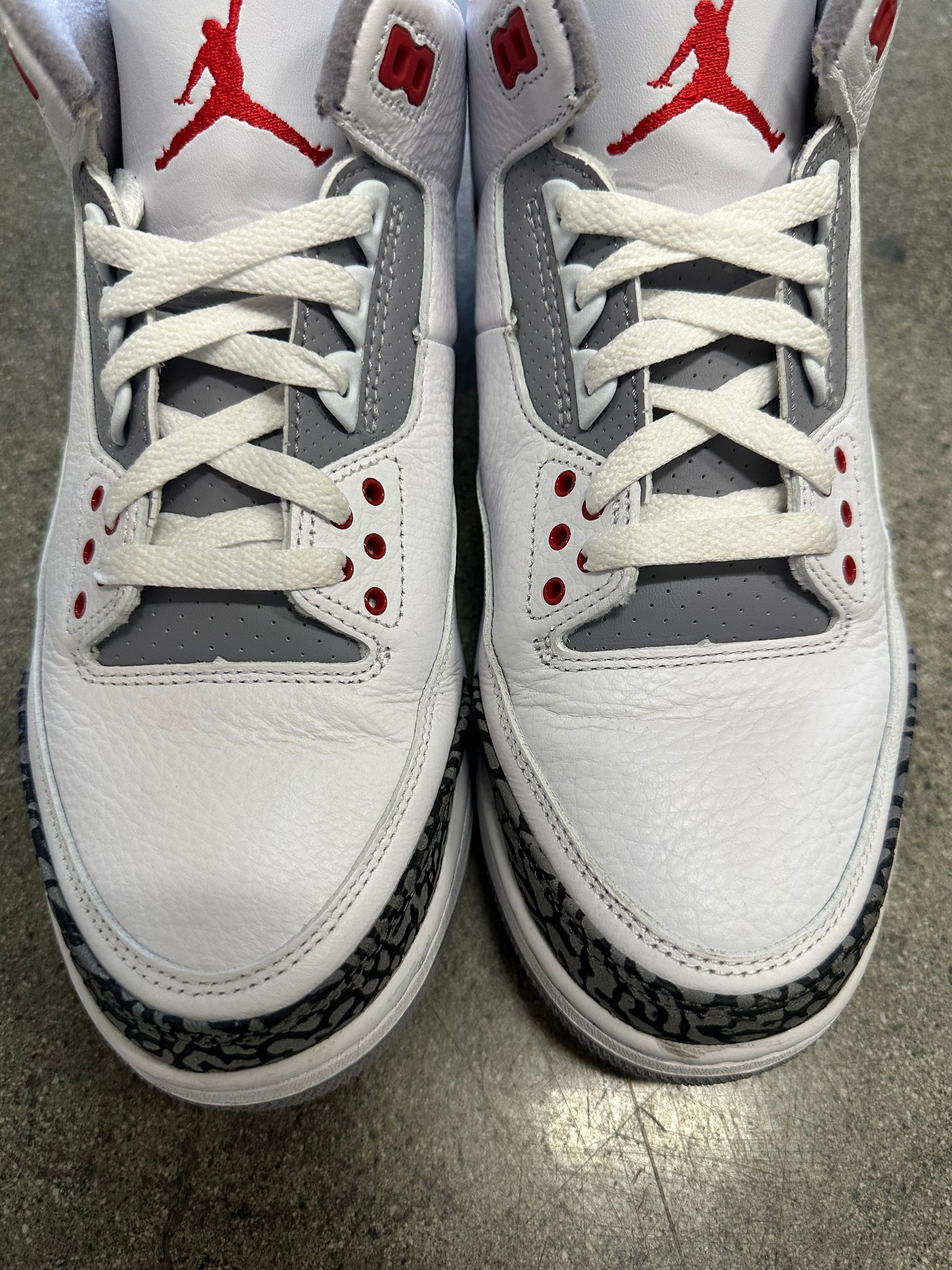 AIR JORDAN 3 FIRE RED - SIZE 10 (WORN)