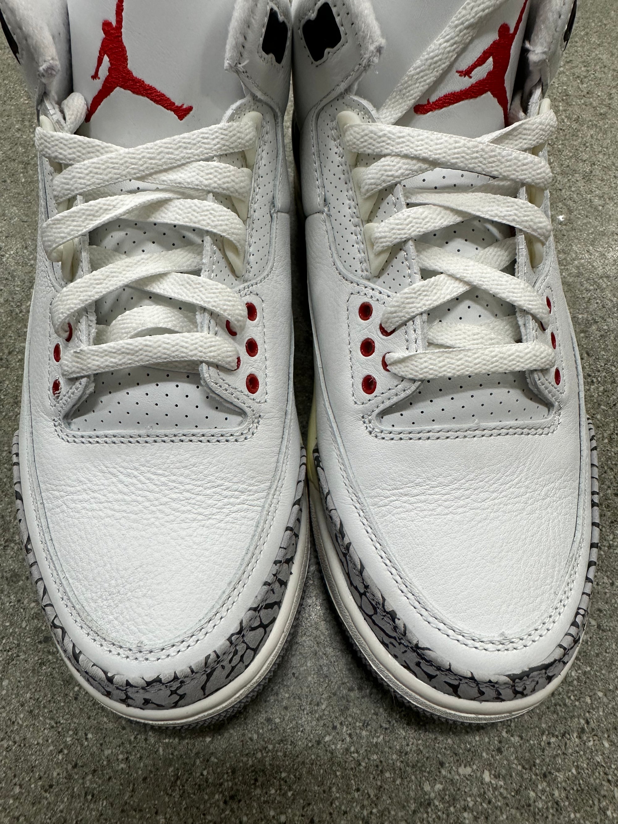 AIR JORDAN 3 REIMAGINED - SIZE 9 (WORN) (SUPER CLEAN)