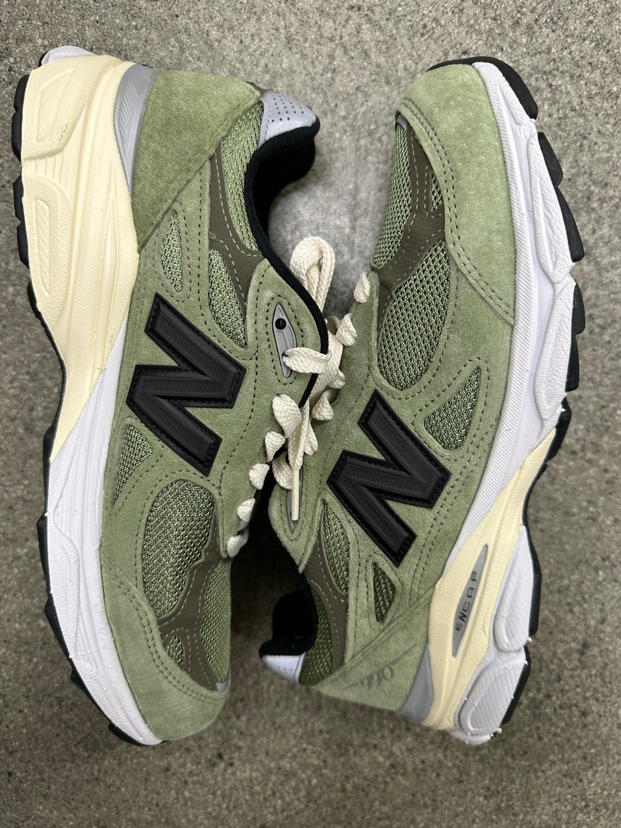 NEW BALANCE JJJJOUND OLIVE M990 - SIZE 8 (WORN)