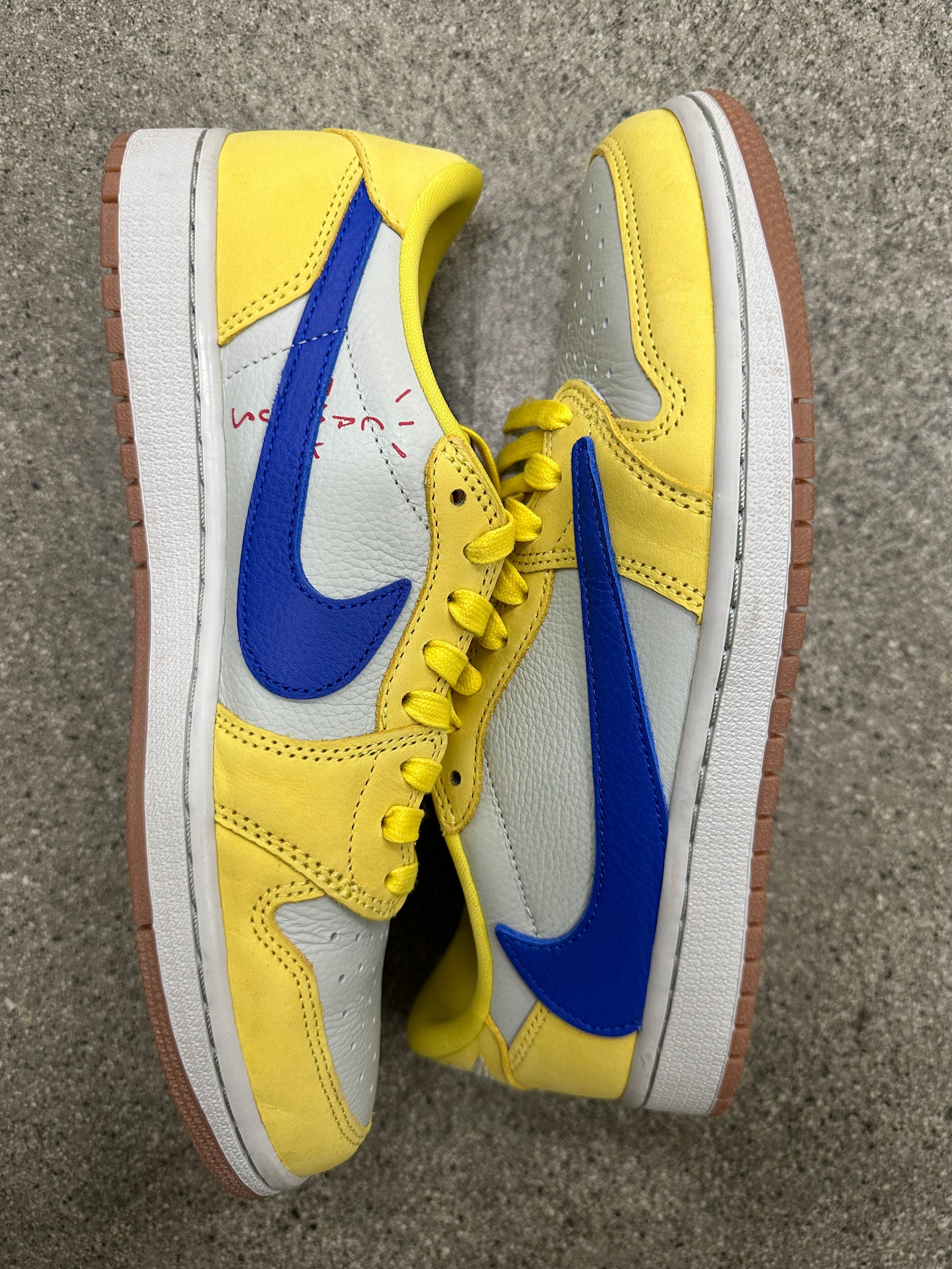 WMNS AIR JORDAN 1 LOW TRAVIS SCOTT CANARY - SIZE W9.5 M8 (WORN) (SUPER CLEAN)