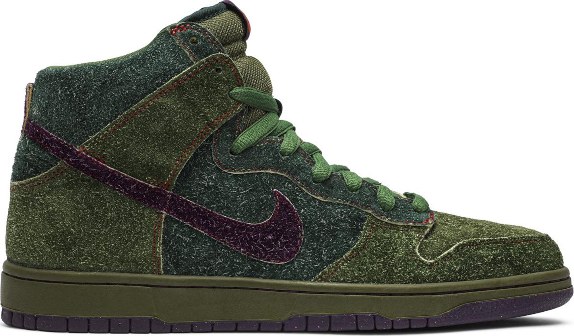 Nike Dunk High Premium SB “SKUNK”