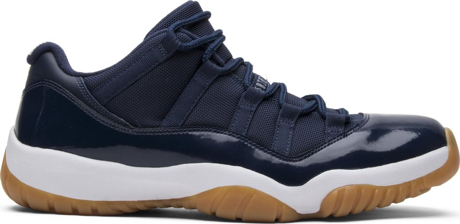 Air Jordan 11 Retro Low &quot;NAVY GUM&quot;